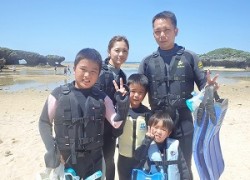 子供と一緒に沖縄シュノーケリング