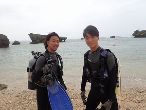 沖縄真栄田で体験ダイビング