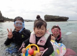 3歳子連れ家族と沖縄シュノーケリング