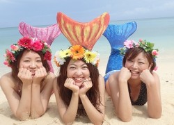 沖縄　ビーチでマーメイド体験